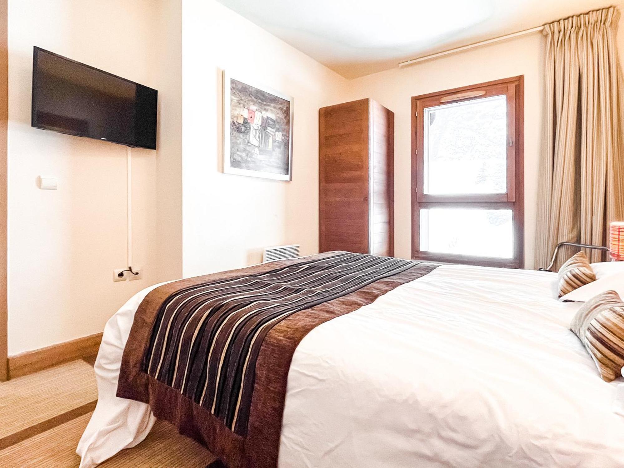 Large One-Bedroom Apartment, Wheelchair Adapted, Les Terrasses D'Eos 福勒恩 外观 照片