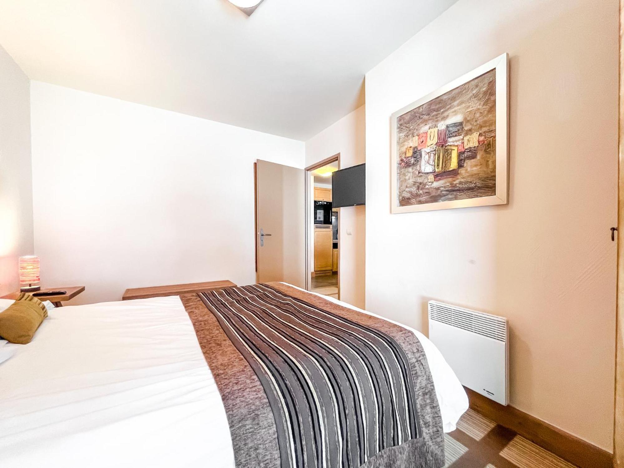 Large One-Bedroom Apartment, Wheelchair Adapted, Les Terrasses D'Eos 福勒恩 外观 照片