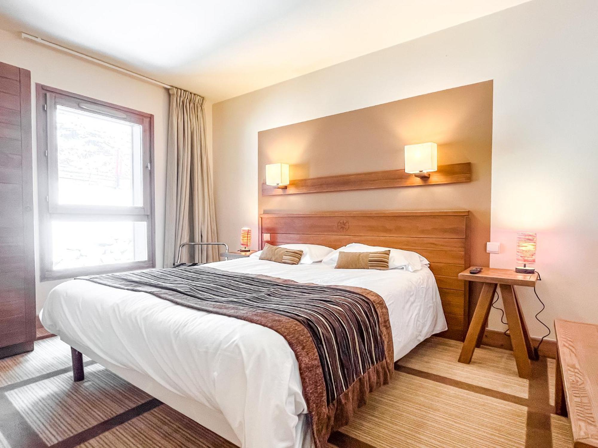 Large One-Bedroom Apartment, Wheelchair Adapted, Les Terrasses D'Eos 福勒恩 外观 照片